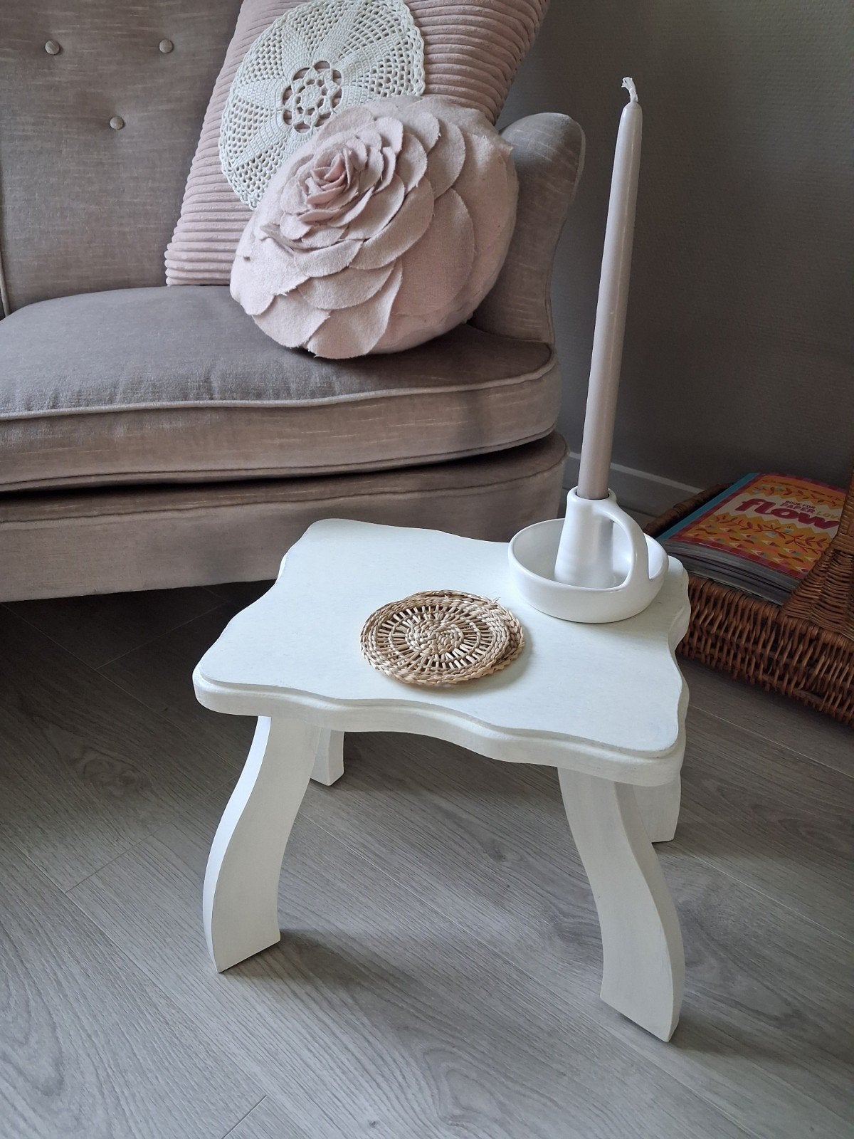 bijzettafeltje# plantentafeltje #brocante # wit hout, Huis en Inrichting, Tafels | Bijzettafels, Ophalen, Gebruikt