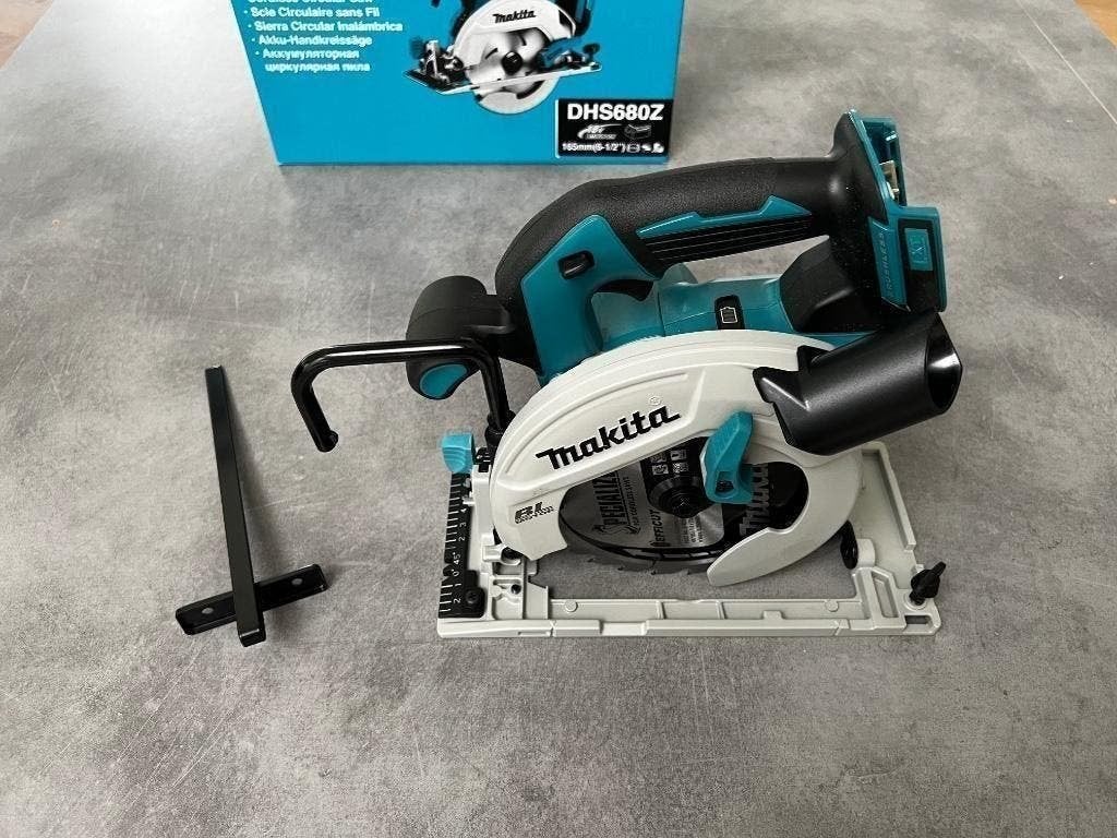 MAKITA DHS680ZJ 18V ACCU CIRKELZAAG 165mm LXT BL INVALZAAG, Doe-het-zelf en Verbouw, Hout en Planken, 25 tot 50 mm, Eiken, Nieuw