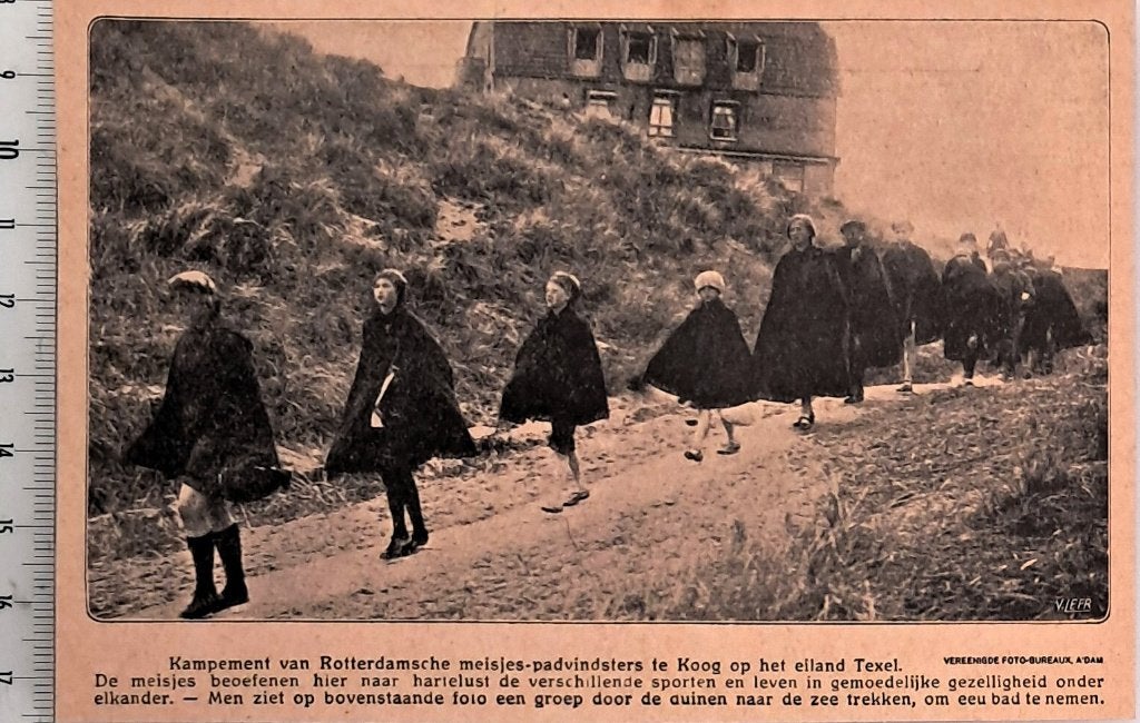 Scouting 1917; R'damse meisjes-padvinders te Koog op Texel, Verzenden, Voor 1940, Gebruikt, Overige onderwerpen