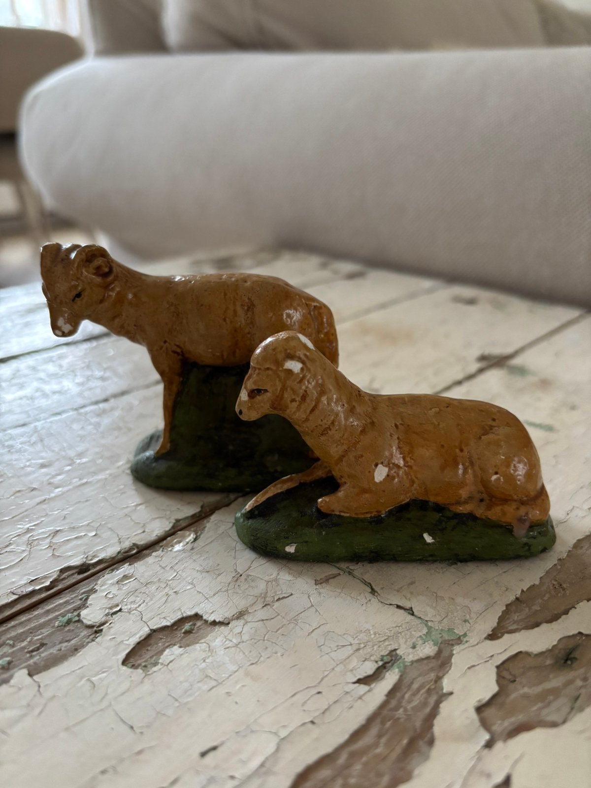 Twee oude schaapjes ~ brocante kerst, Ophalen of Verzenden, Zo goed als nieuw