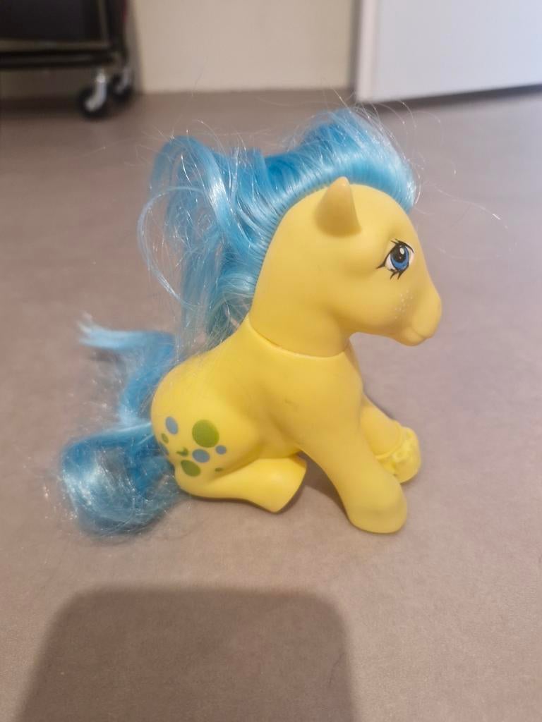 Vintage My Little Pony G1 Baby Pony - Geel met blauwe manen, Ophalen of Verzenden, Jongen of Meisje