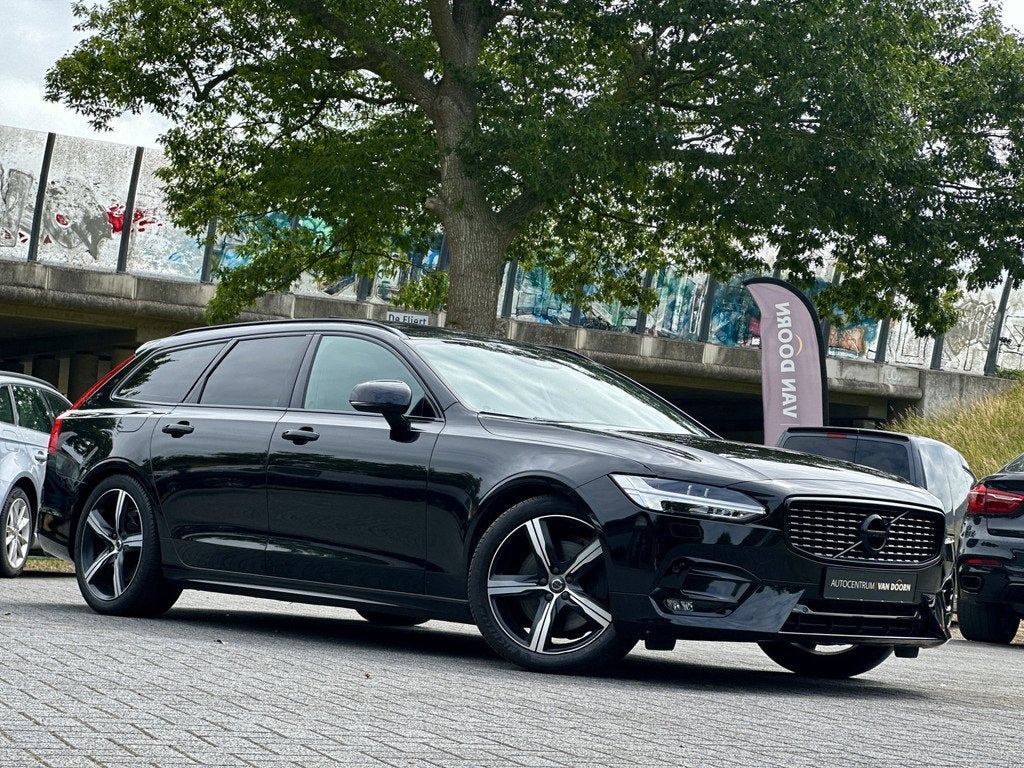 Volvo V90 2.0 T4 R-Design | Blackline | Automaat | Panodak |, Auto's, Volvo, Automatische klimaatregeling, 1969 cc, 14 km/l, 93 €/maand