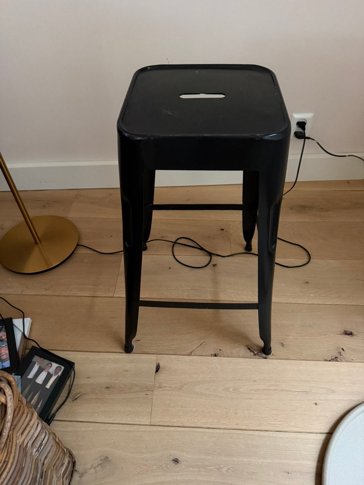 Metalen krukken 2 x zwart, Ophalen, 60 tot 90 cm, Zo goed als nieuw, Metaal