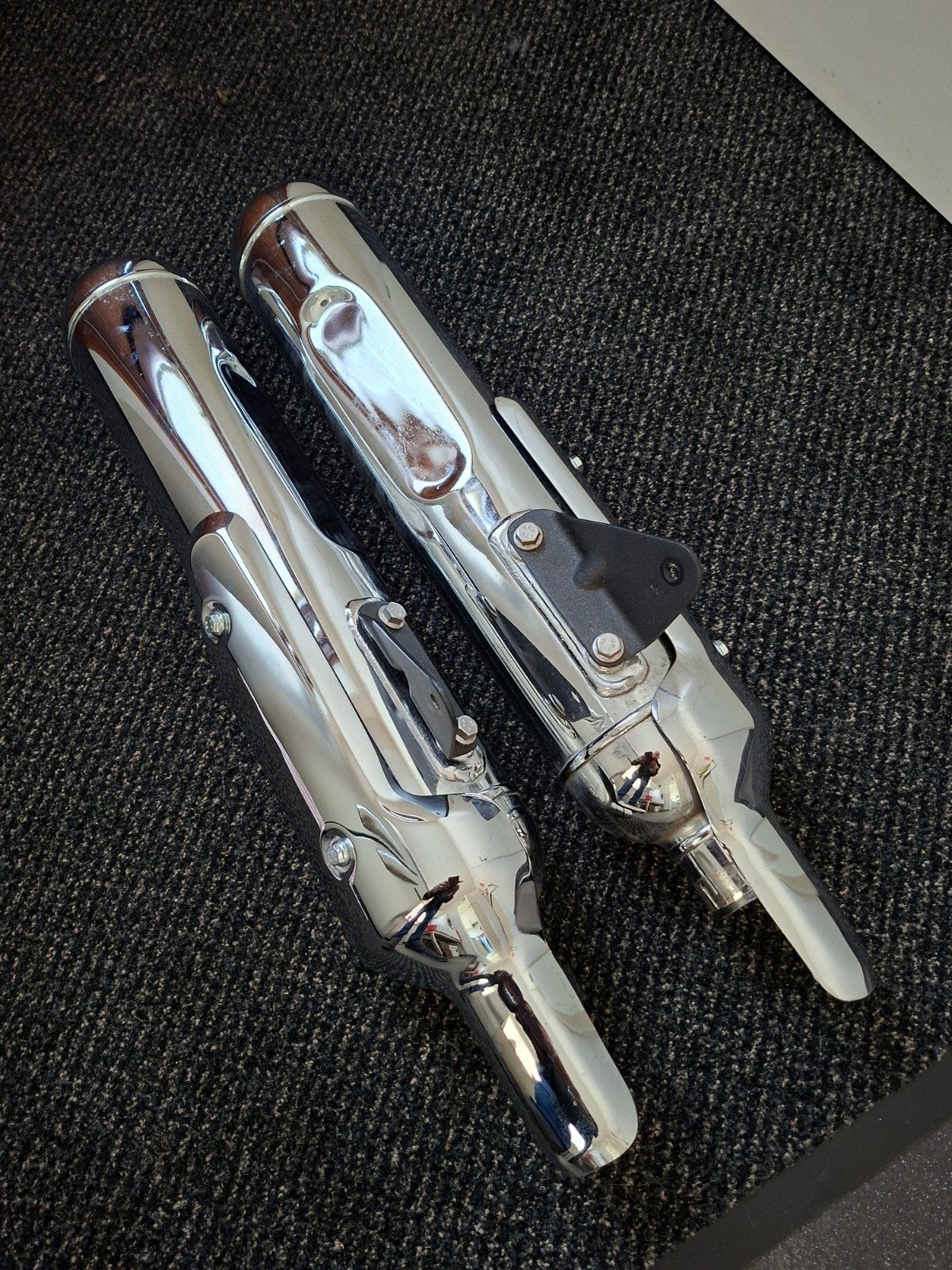 Uitlaat Royal Enfield, Ophalen