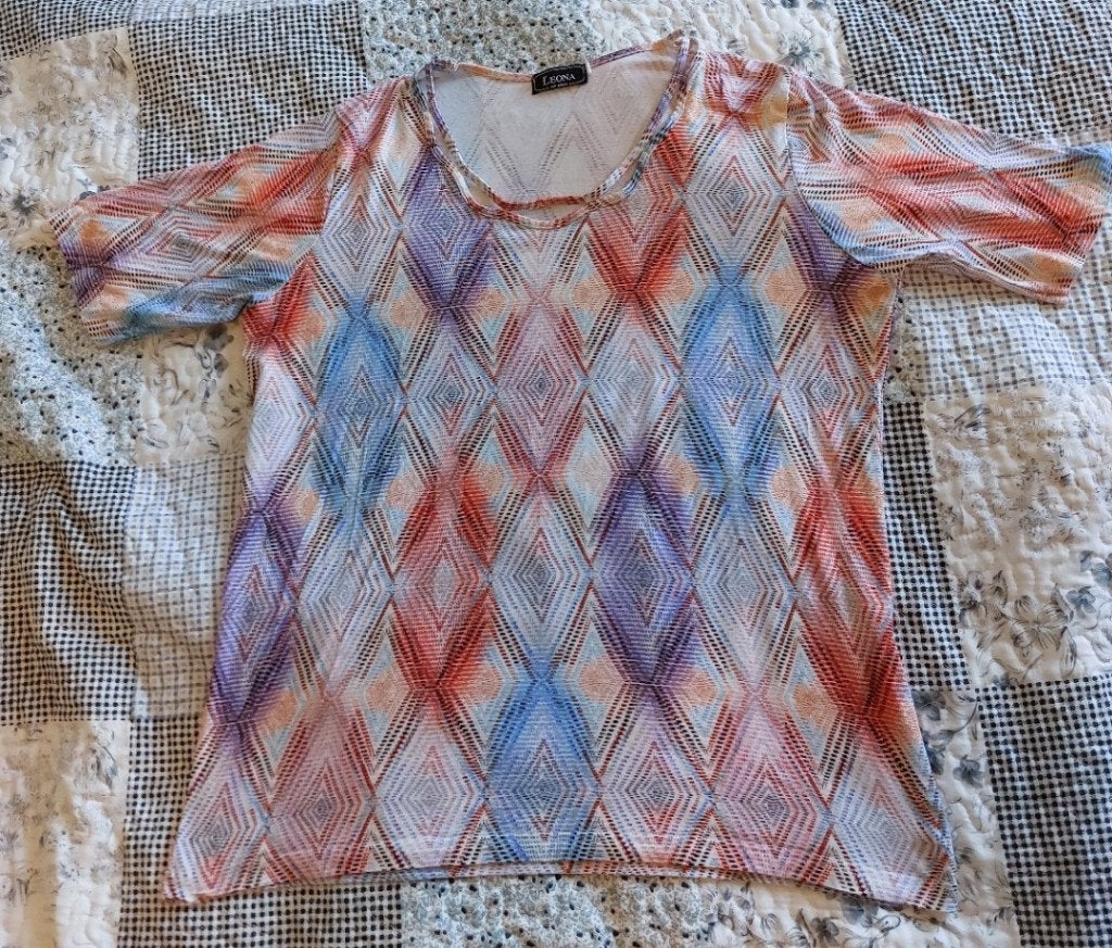T-Shirt Leona Maat L Oranje Blauw Paars Bruin Wit korte mouw, Paars, Maat 42/44 (L), Ophalen of Verzenden, Zo goed als nieuw