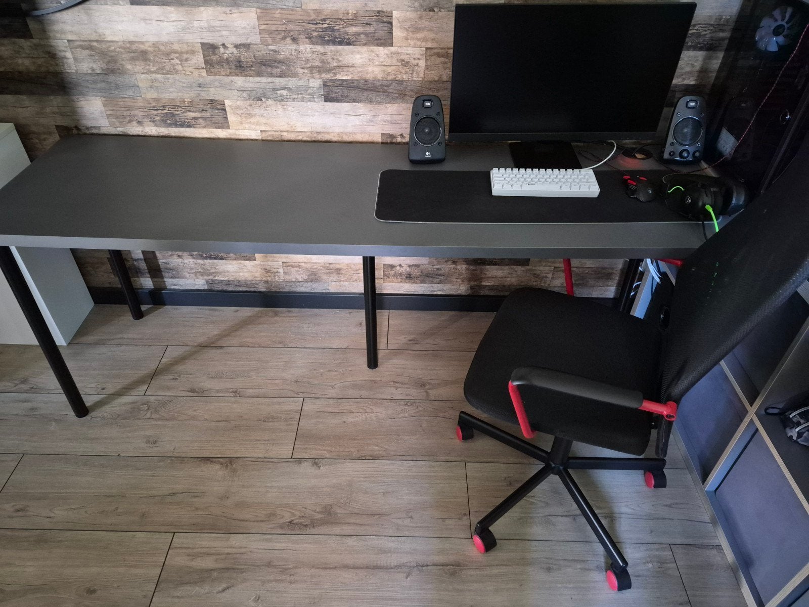 Ikea Bureau Lagkapten met Adils poten en gamestoel, Gebruikt, Spaanplaat of MDF, In hoogte verstelbaar, Ophalen of Verzenden