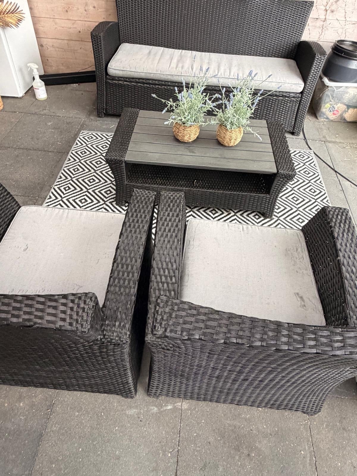 Leuke en nog goede wickerset, Tuin en Terras, Tuinsets en Loungesets, Ophalen, 4 zitplaatsen, Gebruikt, Loungeset