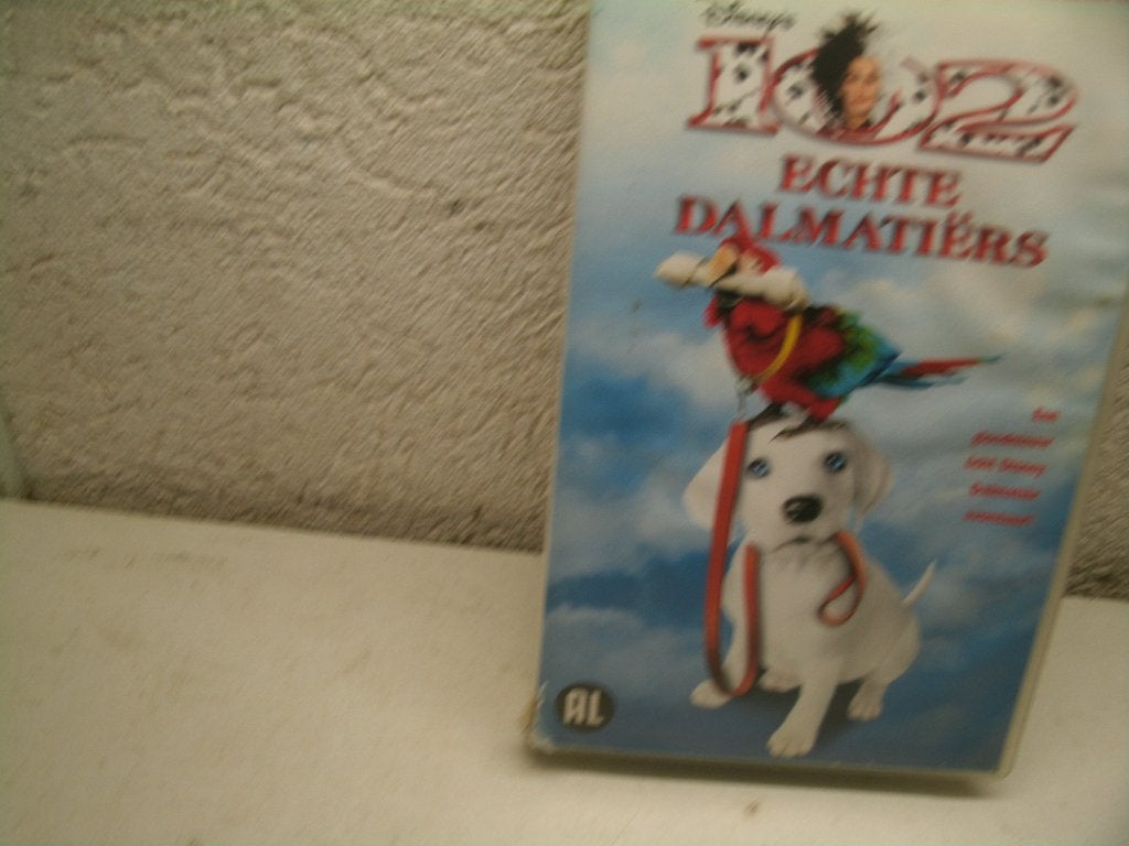 vhs 137b 102 echte dalmatiers, Alle leeftijden, Ophalen of Verzenden, Zo goed als nieuw