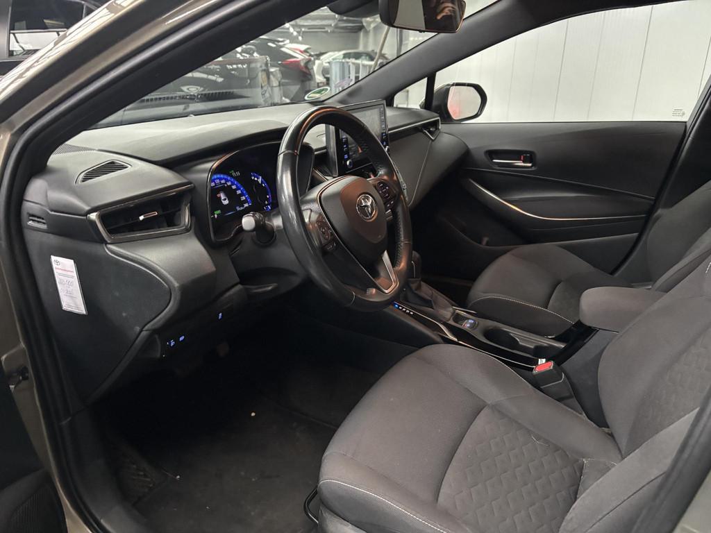 Toyota Corolla Touring Sports 1.8 Hybrid Business Plus, Gebruikt, 4 cilinders, Corolla, 122 pk