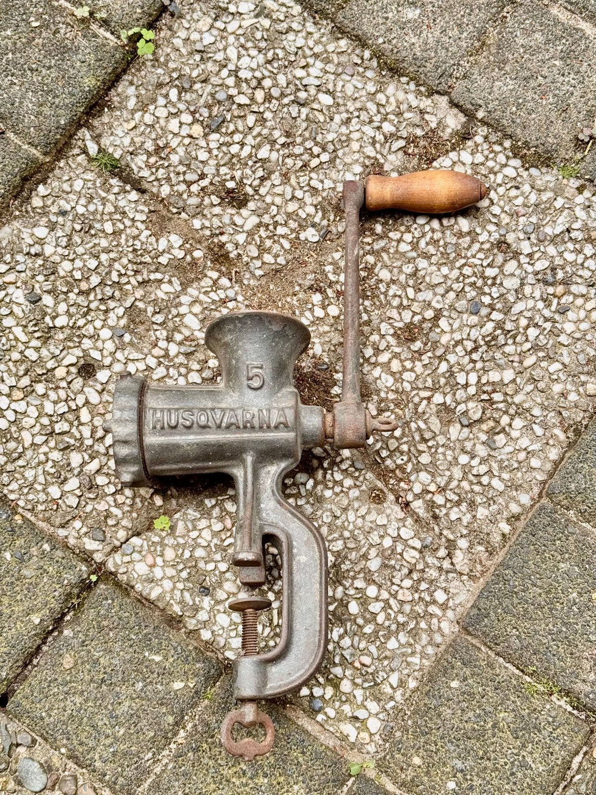Antieke Husqvarna Vleesmolen - Model 5, Gietijzer, Ophalen of Verzenden