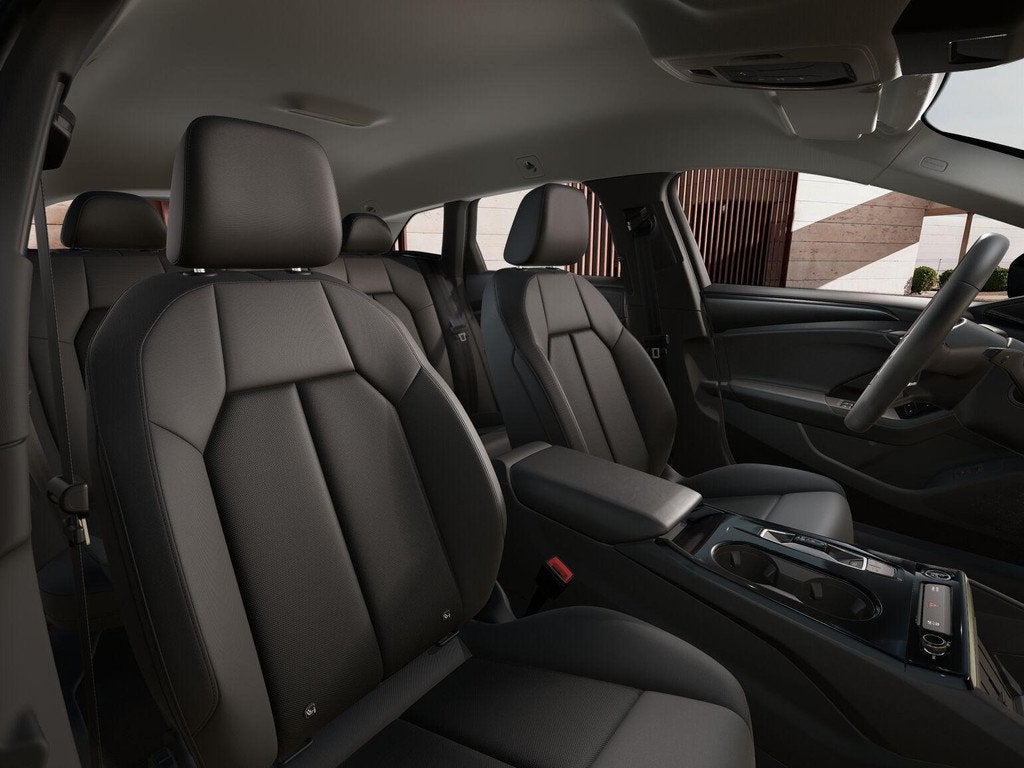 Audi A6 Avant e-tron edition 83 kWh | € 849,- | HK full op, Auto's, Audi, Automaat, 286 pk, 598 km, Automatische klimaatregeling