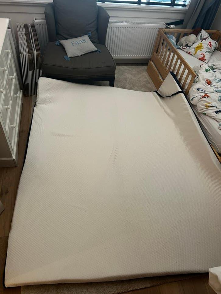 Matt Topper Matras 220x200 cm - Zo goed als nieuw, Huis en Inrichting, Slaapkamer | Matrassen en Bedbodems, Ophalen, Tweepersoons