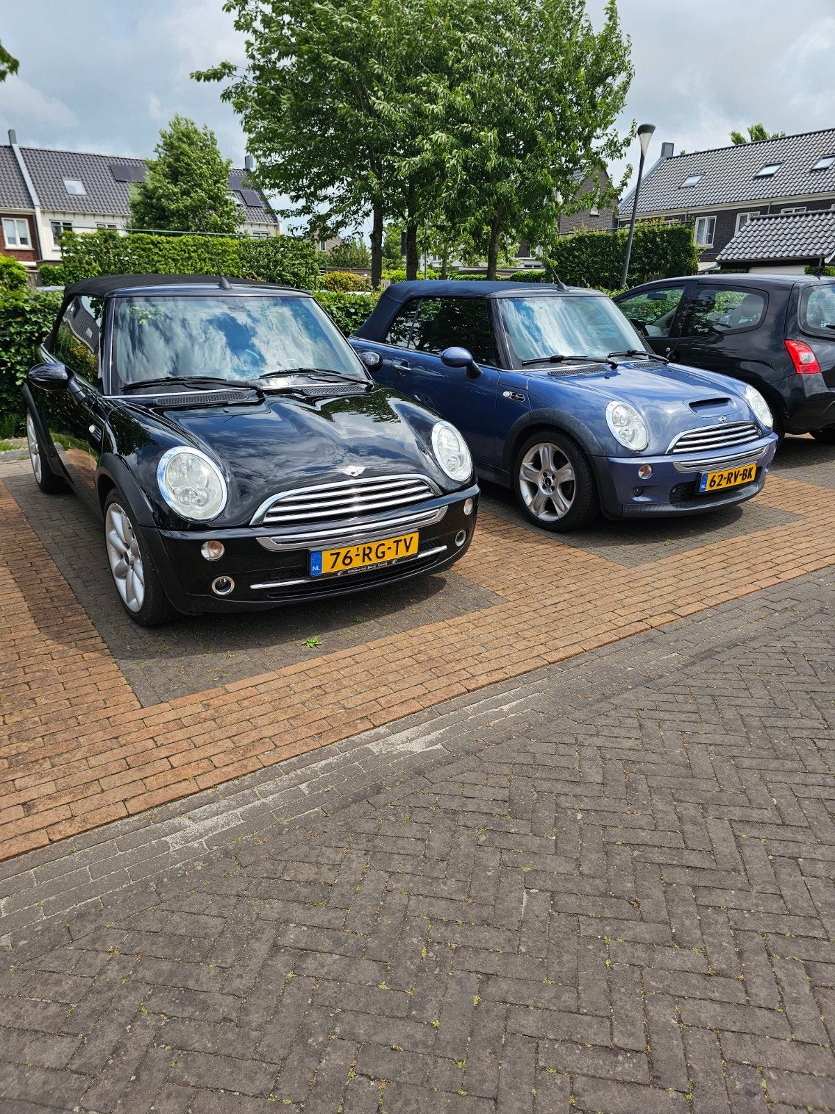 Mini 1.6 16V Cooper Cabrio 2005 Zwart, Auto's, Mini, Voorwielaandrijving, 4 cilinders, Cabriolet, 4 stoelen