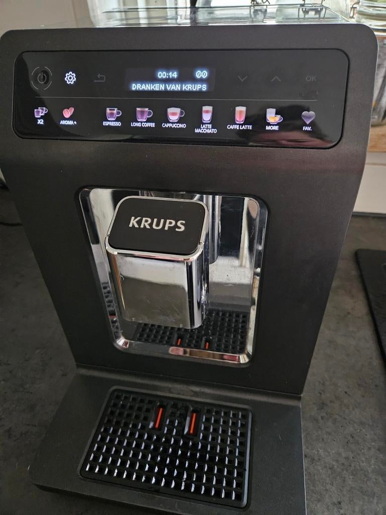 Krups Evidence One - Volautomatische Koffiemachine, Gebruikt, Koffiemachine, 2 tot 4 kopjes, Afneembaar waterreservoir
