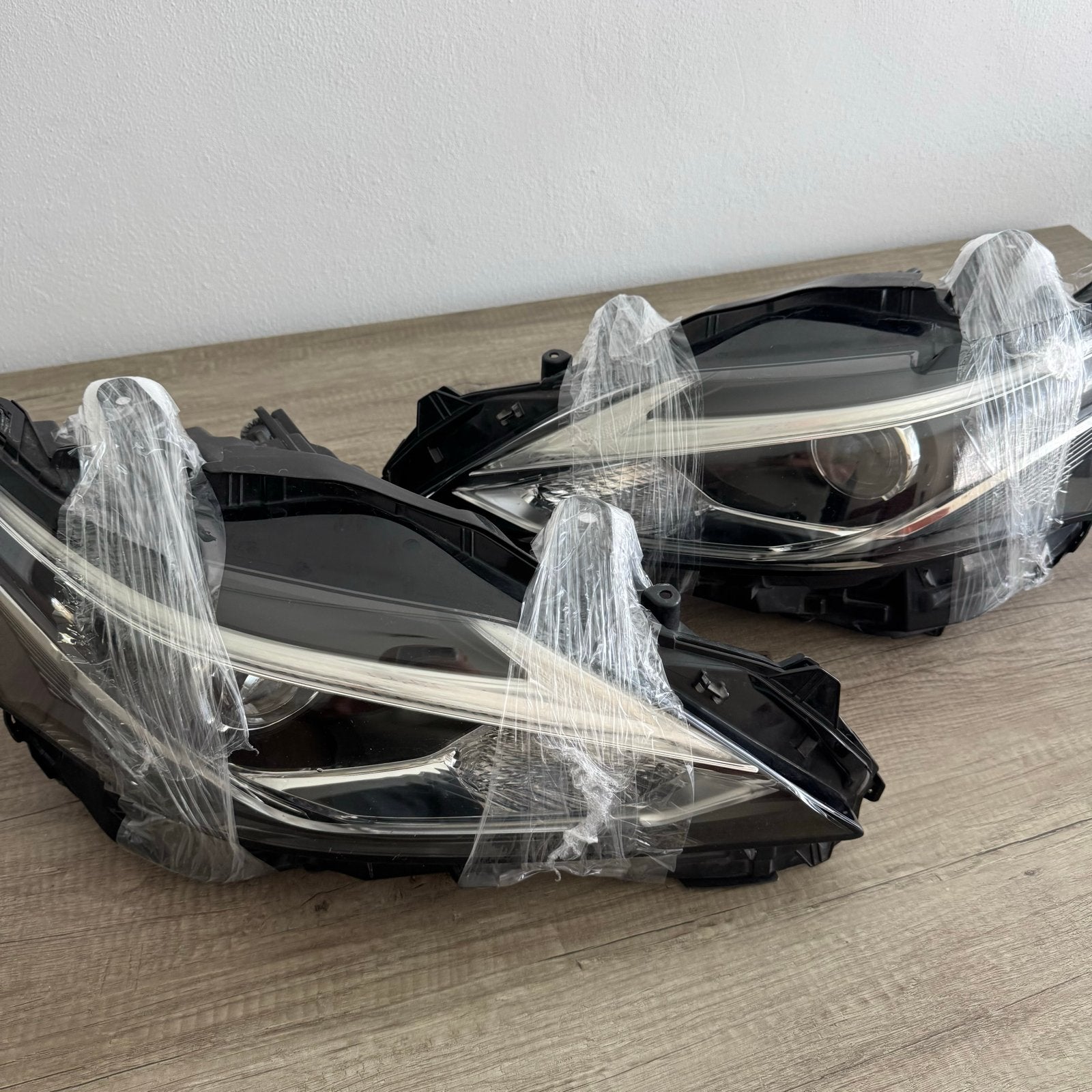 Lexus ct200h koplampen, Ophalen of Verzenden, Gereviseerd, Lexus