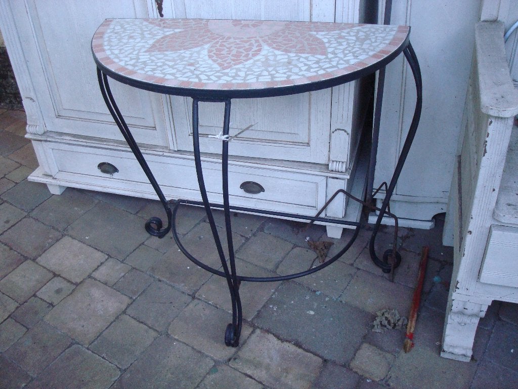 half ronde mozaiek tafel sides tafel metalen onderstel, Tuin en Terras, Ophalen, Nieuw