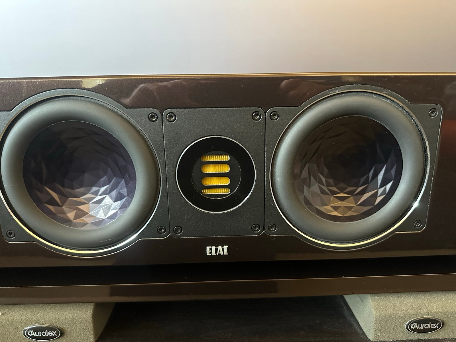Elac CC 400 center Luidspreker - Topkwaliteit Center Speaker, Ophalen of Verzenden, Zo goed als nieuw, Geschikt voor surround/home cinema