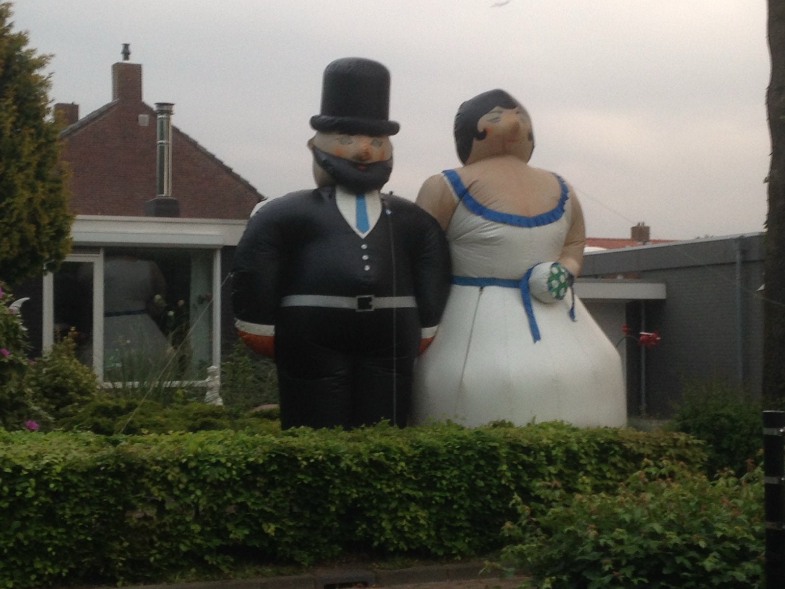 Opblaasbaar Bruidspaar - Feestelijke Decoratie, Ophalen, Gebruikt, Overige typen, Geboorte of Huwelijk