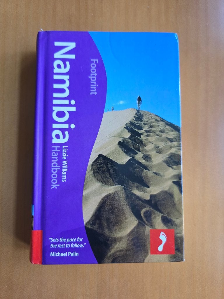 Namibia handbook footprint - english, Boeken, Reisgidsen, Afrika, Ophalen of Verzenden, Reisgids of -boek, Lizzie Williams