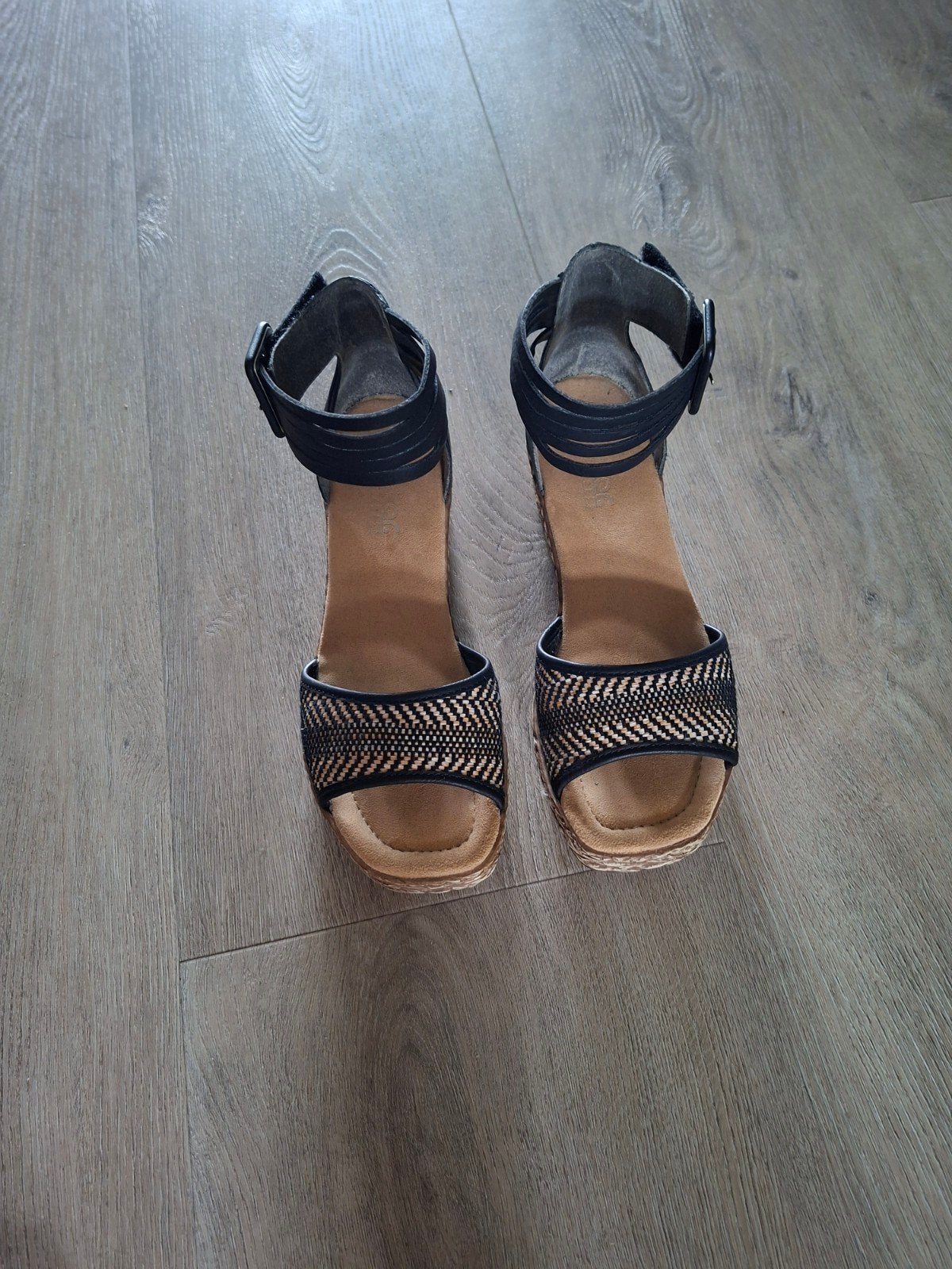 Rieker sandalen met sleehak, maat 38, Zwart, Gedragen, Rieker, Sandalen of Muiltjes