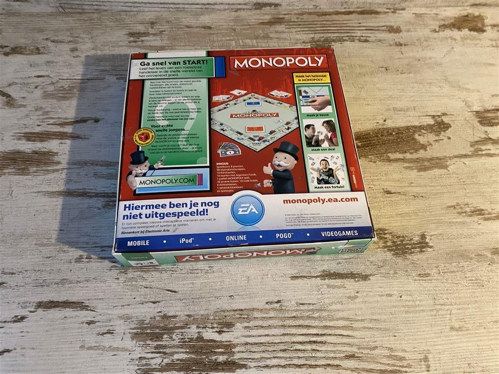 Monopoly vierkante doos met geluksdobbelsteen [s98], Hobby en Vrije tijd, Gezelschapsspellen | Bordspellen, Verzenden, Zo goed als nieuw