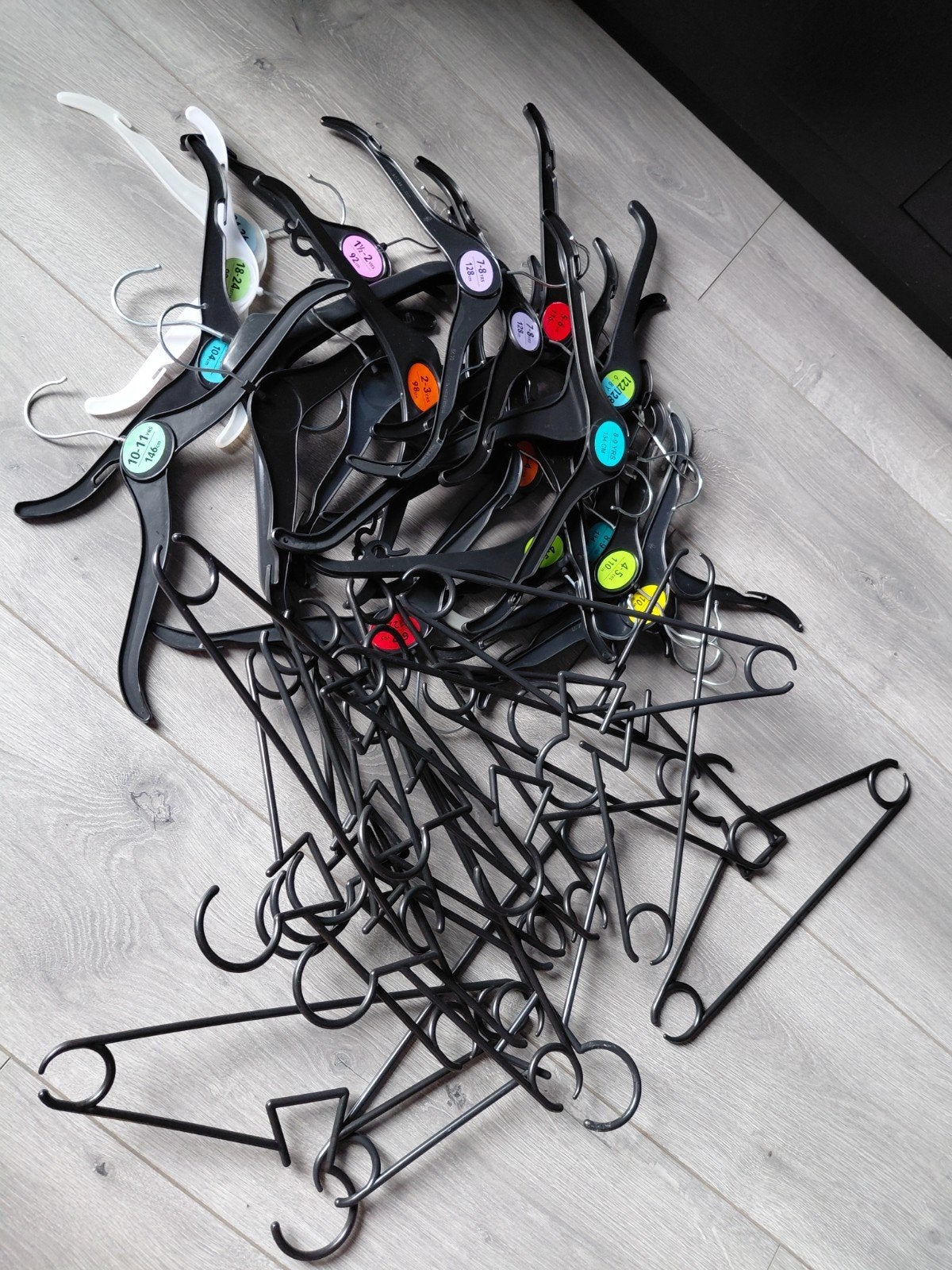 44 Klerenhangers Baby/Kind / kledinghangers, Ophalen of Verzenden, Gebruikt, Jongetje of Meisje