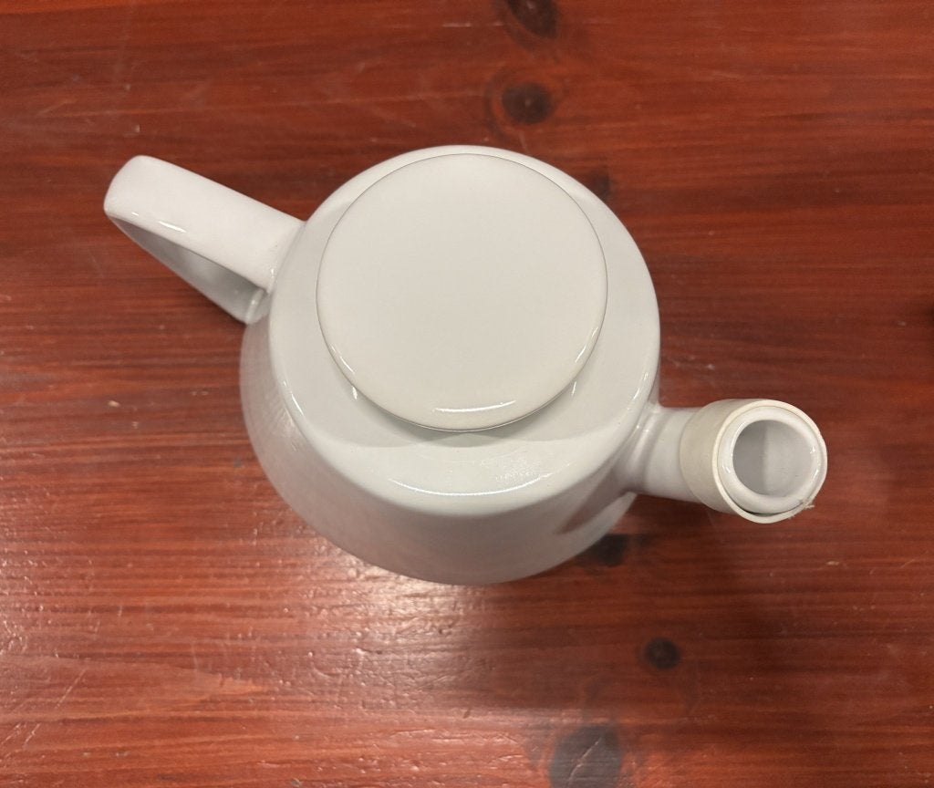Vintage IKEA theepot wit, conisch VÄRME-model, Gebruikt, Niet bekend (tweedehands product), IKEA (tweedehands product), Keramiek