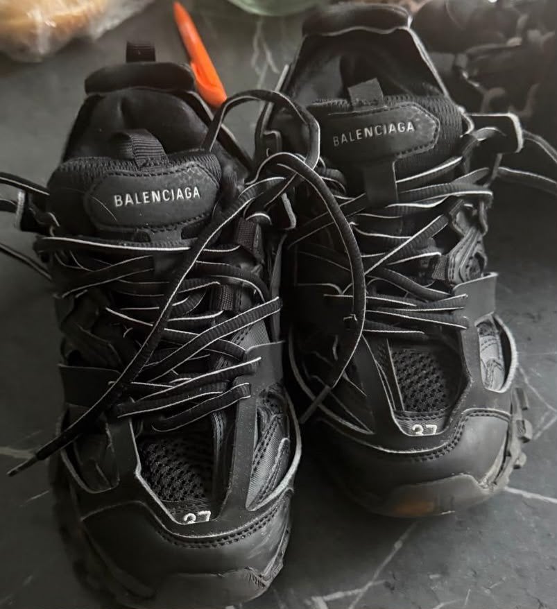 Balenciaga, Ophalen of Verzenden, Zo goed als nieuw, Zwart, Sneakers of Gympen