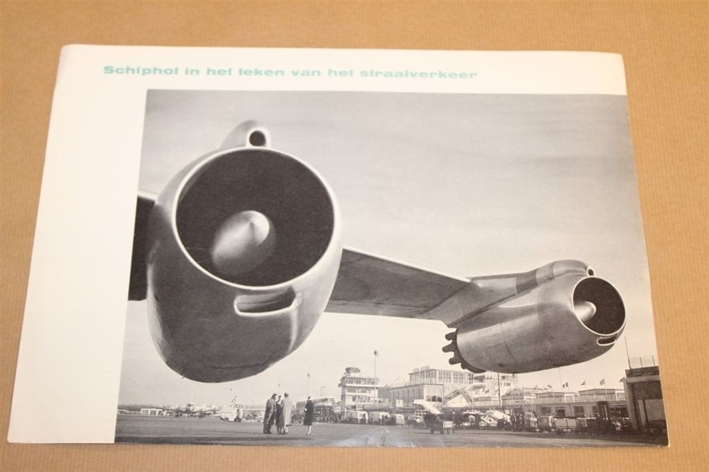 Oude brochure - Schiphol en straalverkeer - Ca 1960, Ophalen of Verzenden, Zo goed als nieuw, Schaalmodel