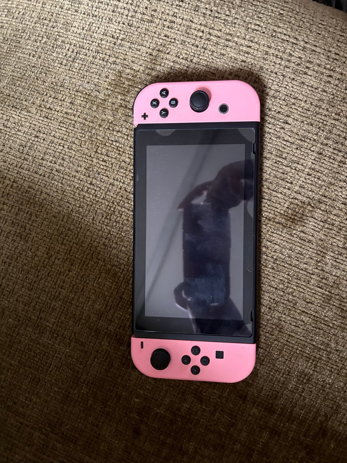 Nintendo Switch v2 met roze Joy-Cons (incl. dock, oplader), Ophalen, Gebruikt, Met 2 controllers, Switch Original