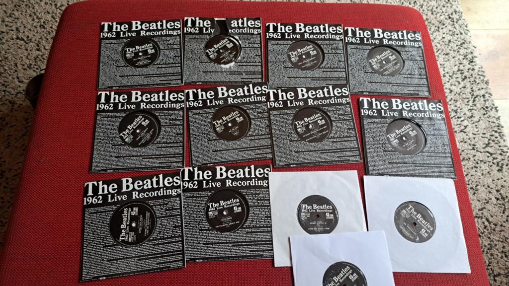 The Beatles 1962 live recordings 13 singles 7", Cd's en Dvd's, Vinyl | Pop, Ophalen of Verzenden, Gebruikt, Overige formaten