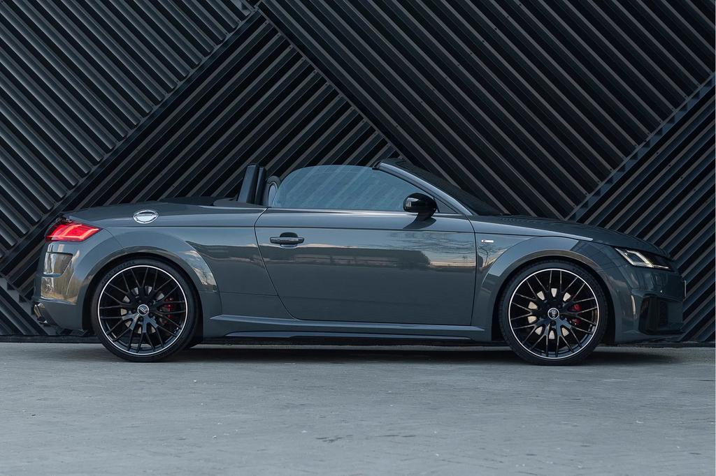 Audi TT Roadster 40TFSI 3X S-Line COMPETITION FACELIFT MODEL, Auto's, Audi, TT, Zwart, Leder, 1335 kg