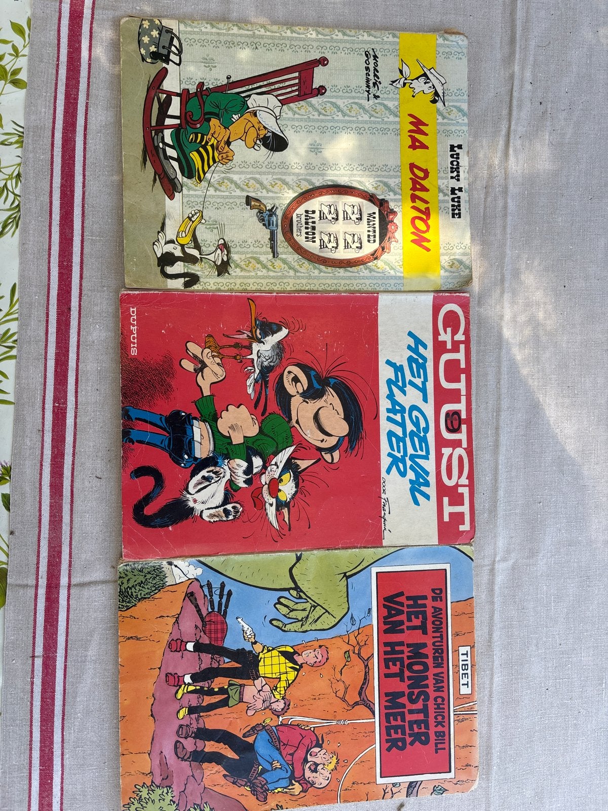 Stripboeken: Lucky Luke, Guust Flater, Chick Bill, Boeken, Stripboeken, Meerdere stripboeken, Ophalen of Verzenden, Gelezen