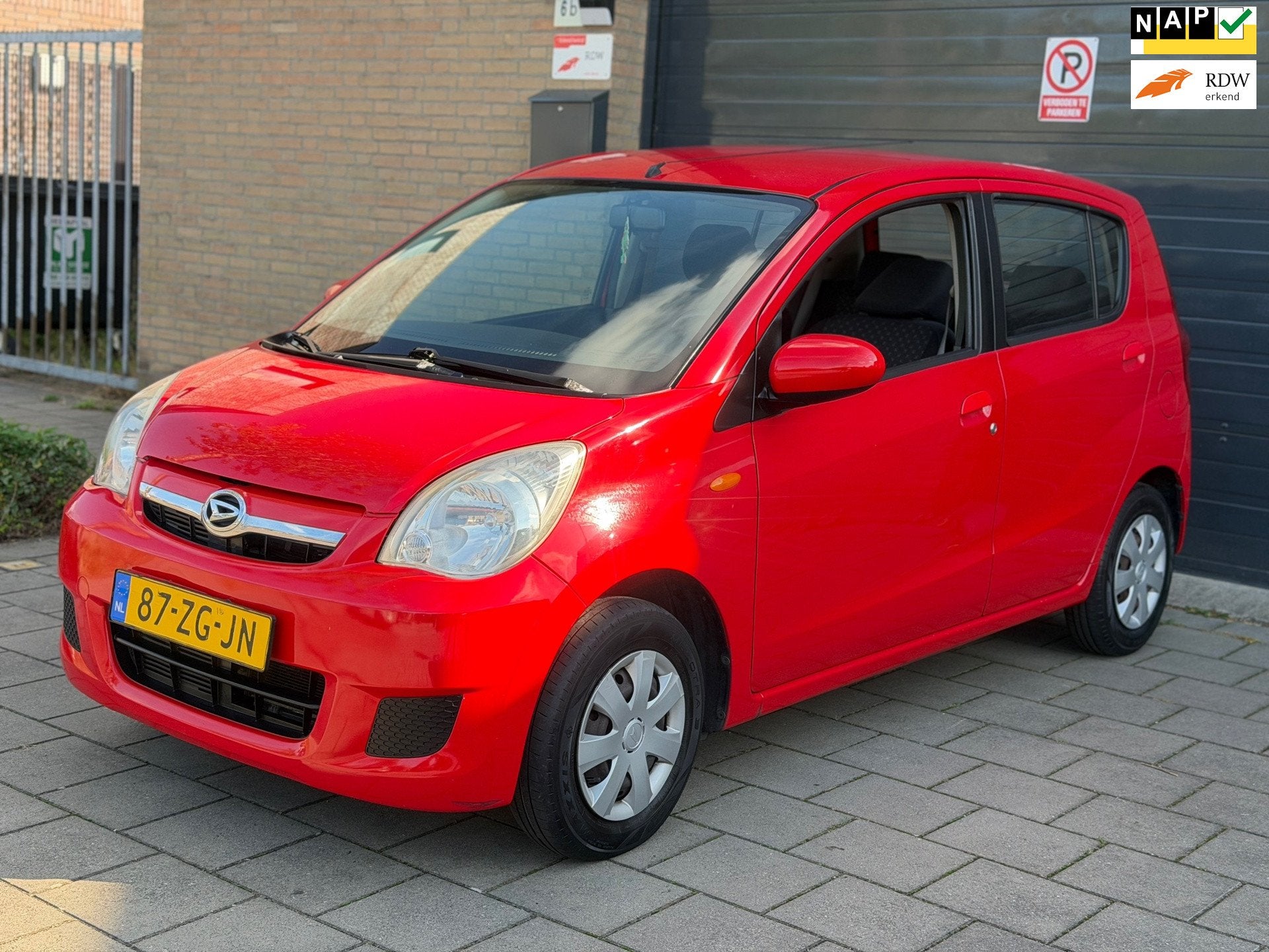 Daihatsu Cuore 1.0 Premium Apk Airco Elekt pakket rijdt goed, Auto's, Daihatsu, Voorwielaandrijving, Stof, 4 stoelen, Cuore