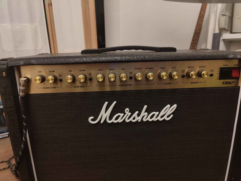 Marshall DSL40  // Ibanez rg320exz gitaar, Ophalen, Zo goed als nieuw, Gitaar, Minder dan 50 watt