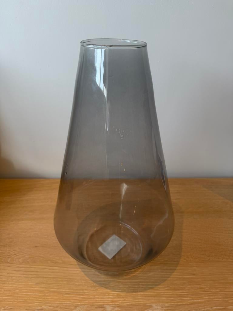 Smoke vaas, Overige kleuren, Ophalen of Verzenden, Minder dan 50 cm, Glas