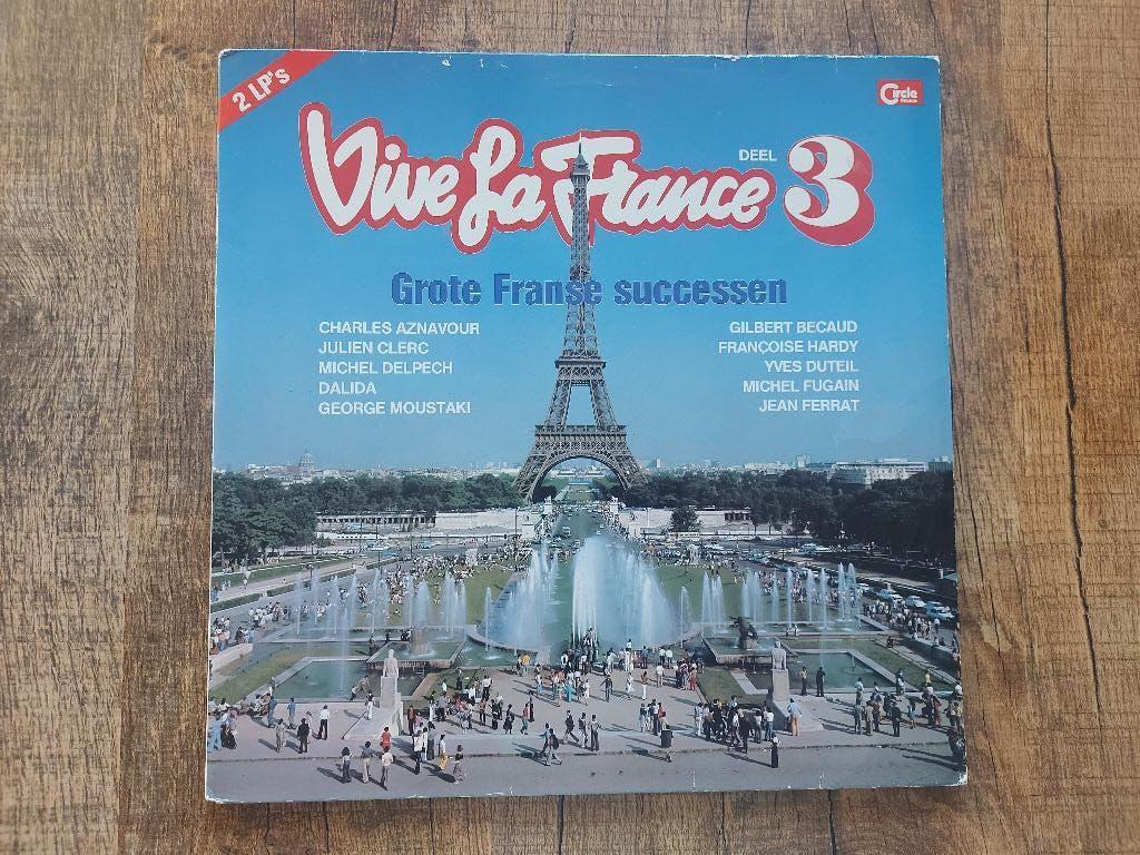 Dubbellp Vive la France deel 3 / Various artists (1979), Cd's en Dvd's, Vinyl | Verzamelalbums, Gebruikt, Pop, Dubbel-LP, Gatefold hoes