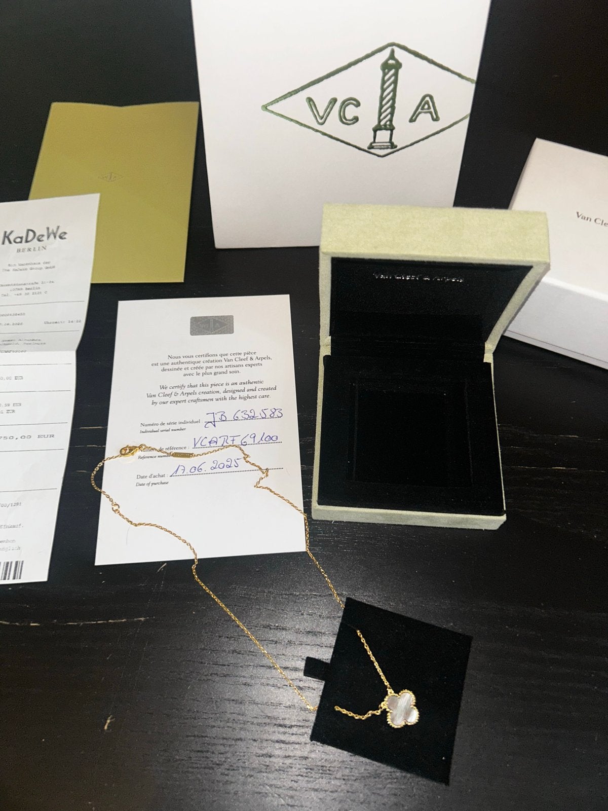 Van Cleef & Arpels Vintage Alhambra Hanger, Ophalen of Verzenden, Zo goed als nieuw, Goud, Met hanger