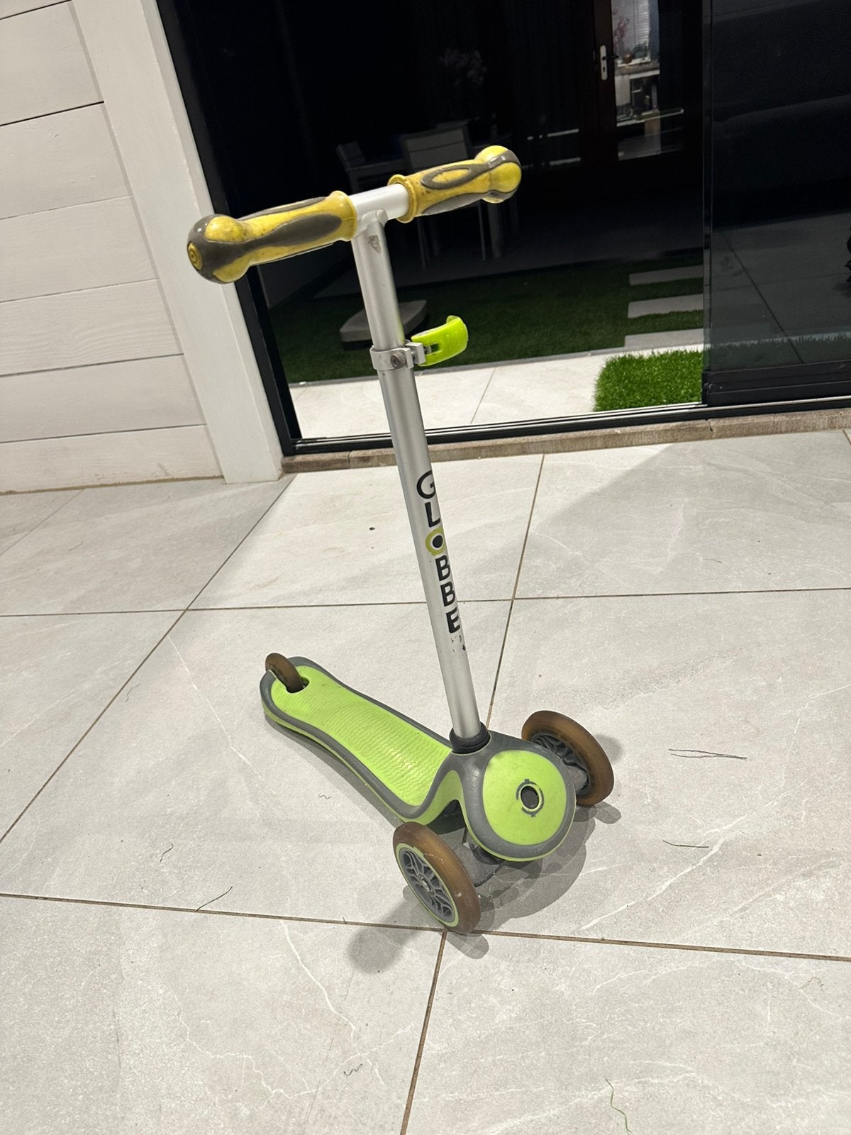 Kids scooter, Fietsen en Brommers, Steps, Ophalen, Zo goed als nieuw, Gewone step