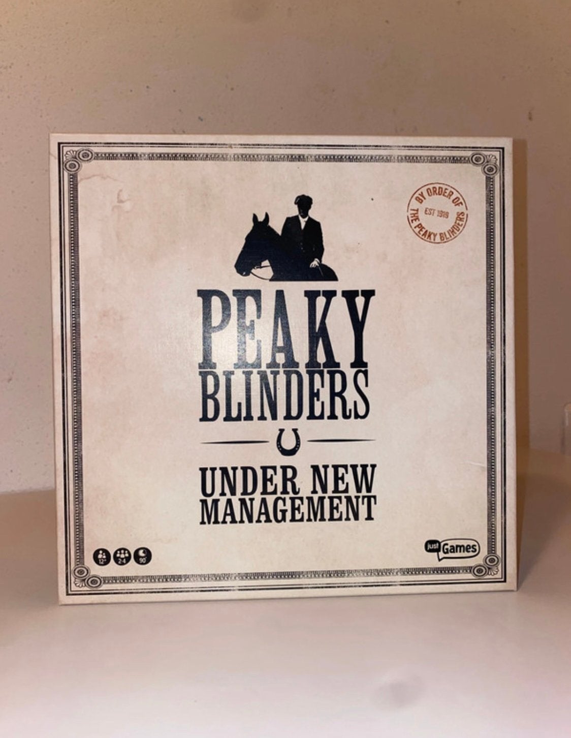 Peaky Blinders - gezelschapsspel bordspel, Hobby en Vrije tijd, Gezelschapsspellen | Bordspellen, Verzenden, Zo goed als nieuw
