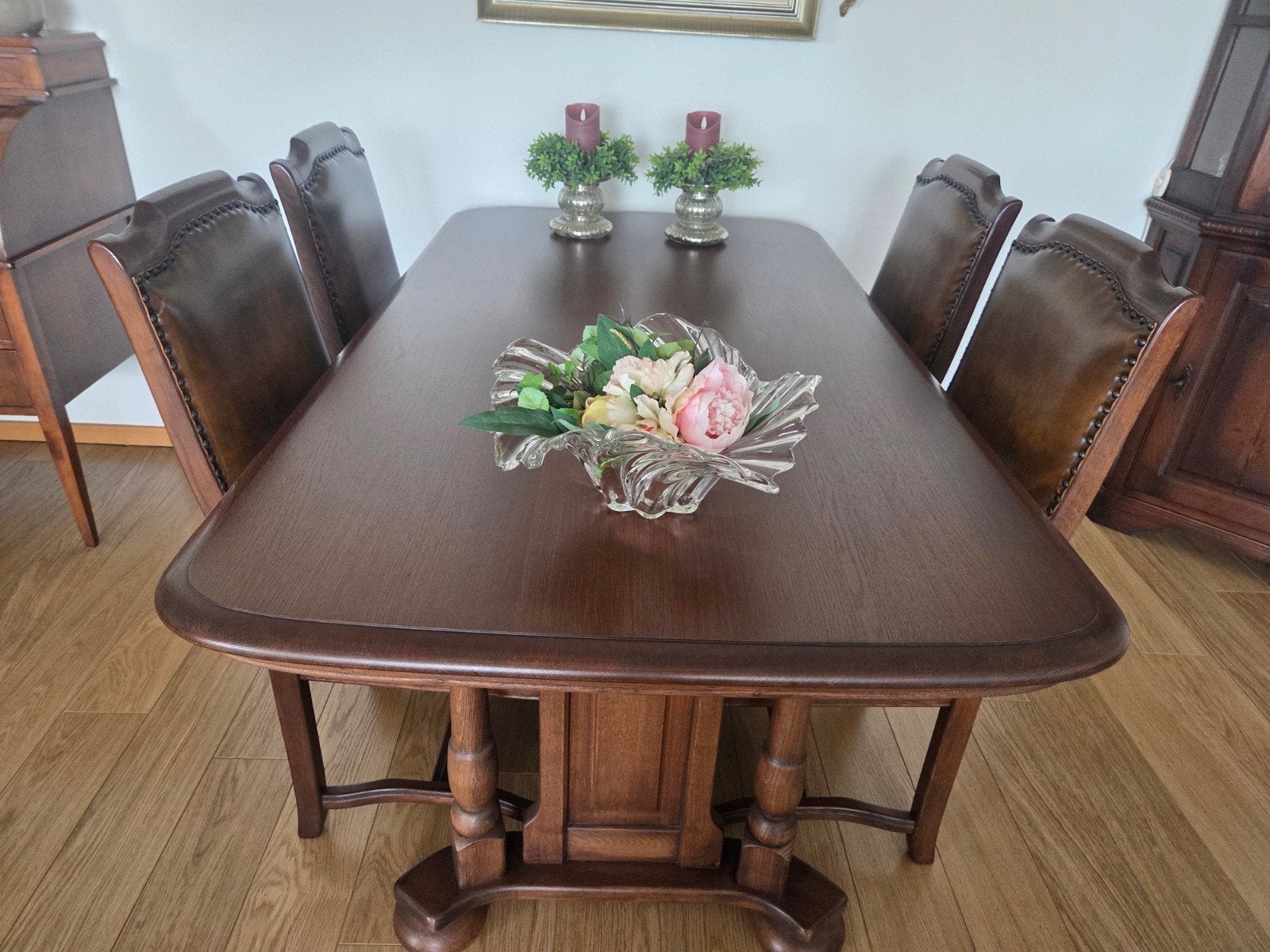 Eethoek met 4 stoelen - Zo goed als nieuw donker eiken, Ophalen, Zo goed als nieuw, Klassiek, 4 tot 6 stoelen