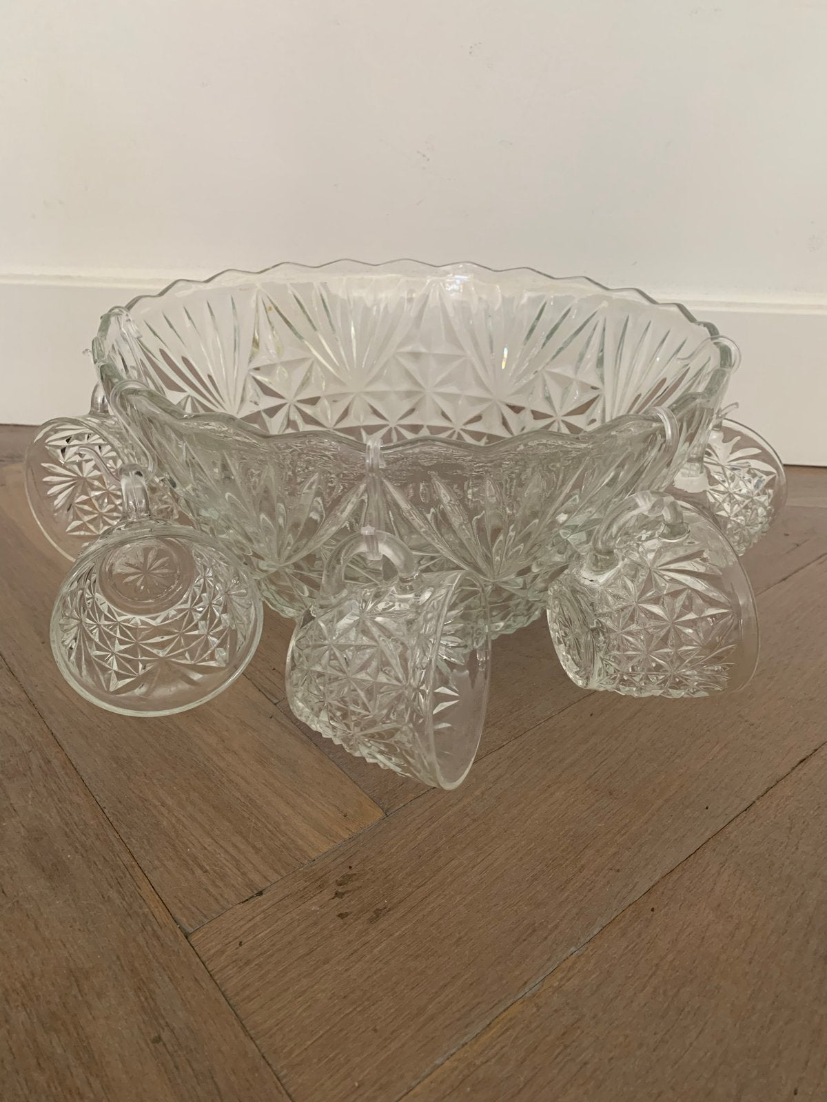 Vintage Glazen Punch Bowl Set met 8 Kopjes, Gebruikt, Overige typen, Vintage, Ophalen of Verzenden
