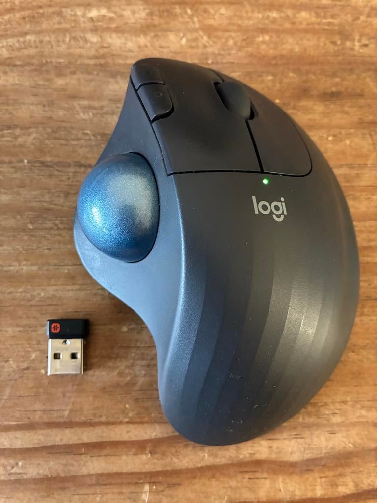 Logitech ERGO M575 Draadloze Trackball Muis - Ergonomisch, Ophalen, Rechtshandig, Ergonomisch, Zo goed als nieuw
