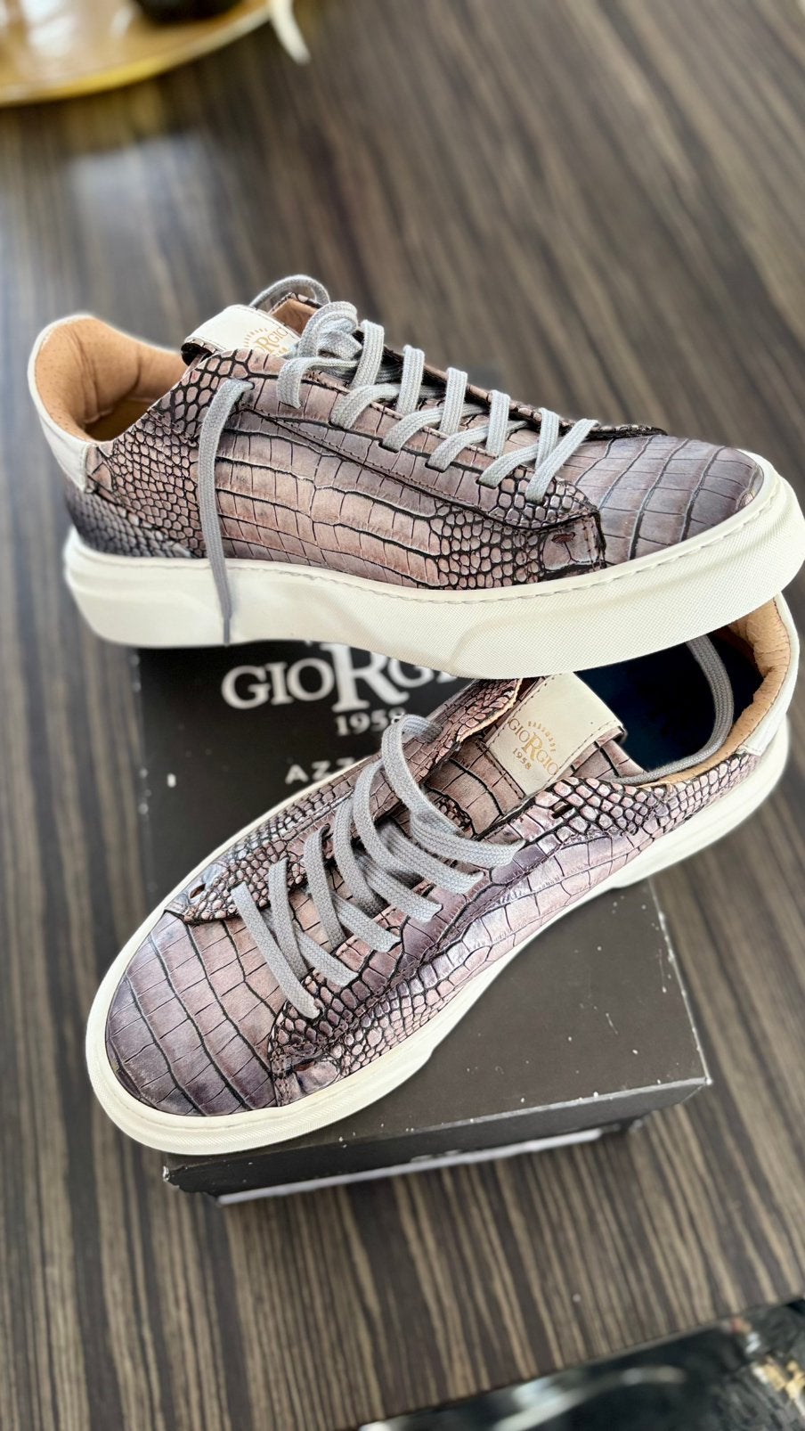 Prachtige schoenen van Giorgio., Bruin, Nieuw, Ophalen of Verzenden, Veterschoenen