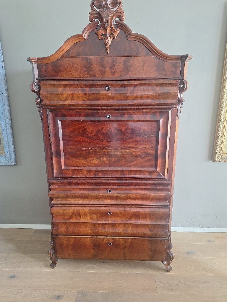 Secretaire met vele laden, Ophalen, Gebruikt