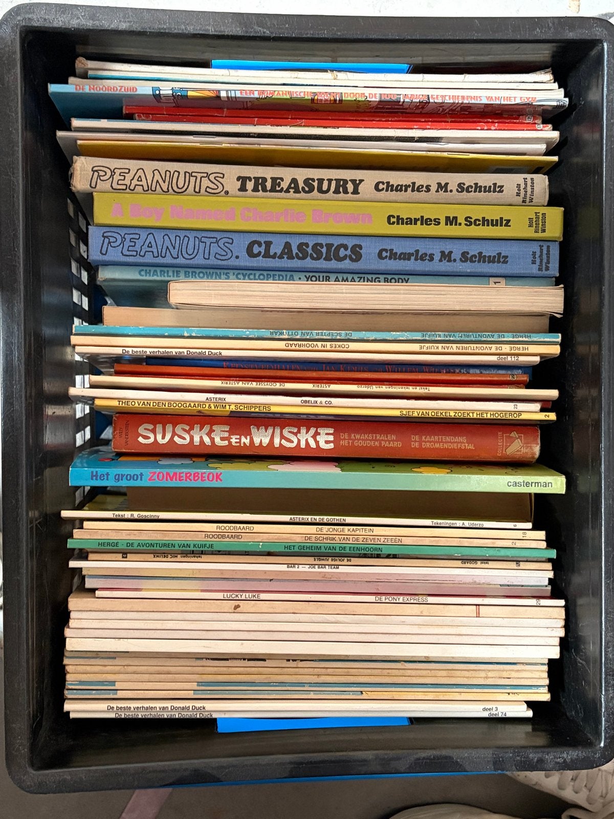 Grote partij variërende stripboeken - Zie foto’s, Meerdere stripboeken, Ophalen, Gelezen