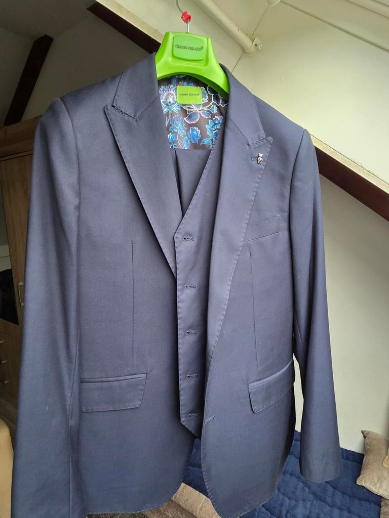 ‼️Mooi en nette 3 delig pak GF‼️, Kleding | Heren, Ophalen, Zo goed als nieuw, Maat 48/50 (M), Blauw