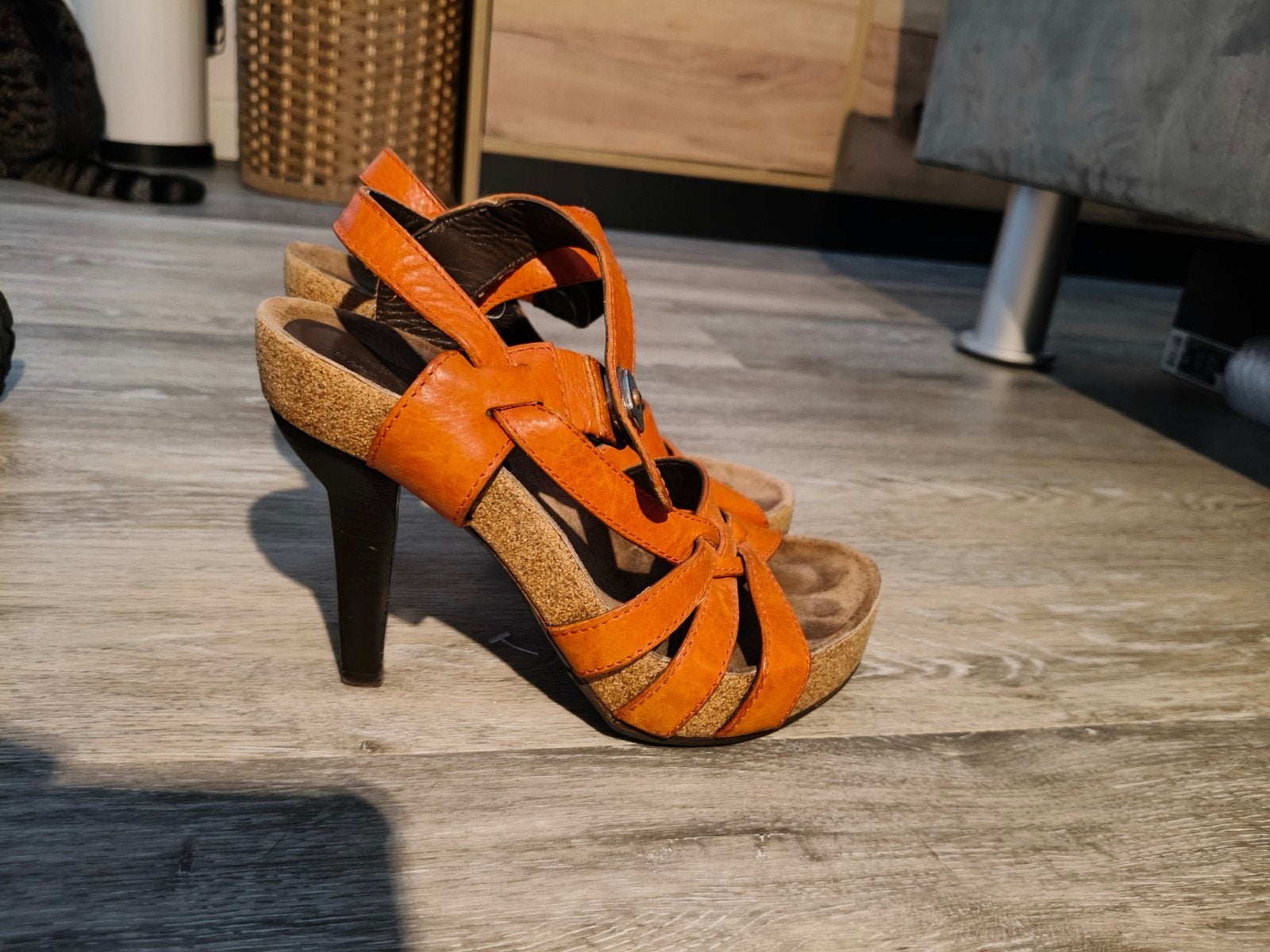 Balenciaga Paris Vintage Oranje Leren Sandalen Maat 36, Oranje, Gedragen, Balenciaga Paris, Sandalen of Muiltjes