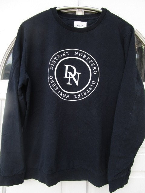Zwarte Distrikt sweater met stretch, XXL, valt als L, Ophalen, Maat 52/54 (L), Zwart, Zo goed als nieuw