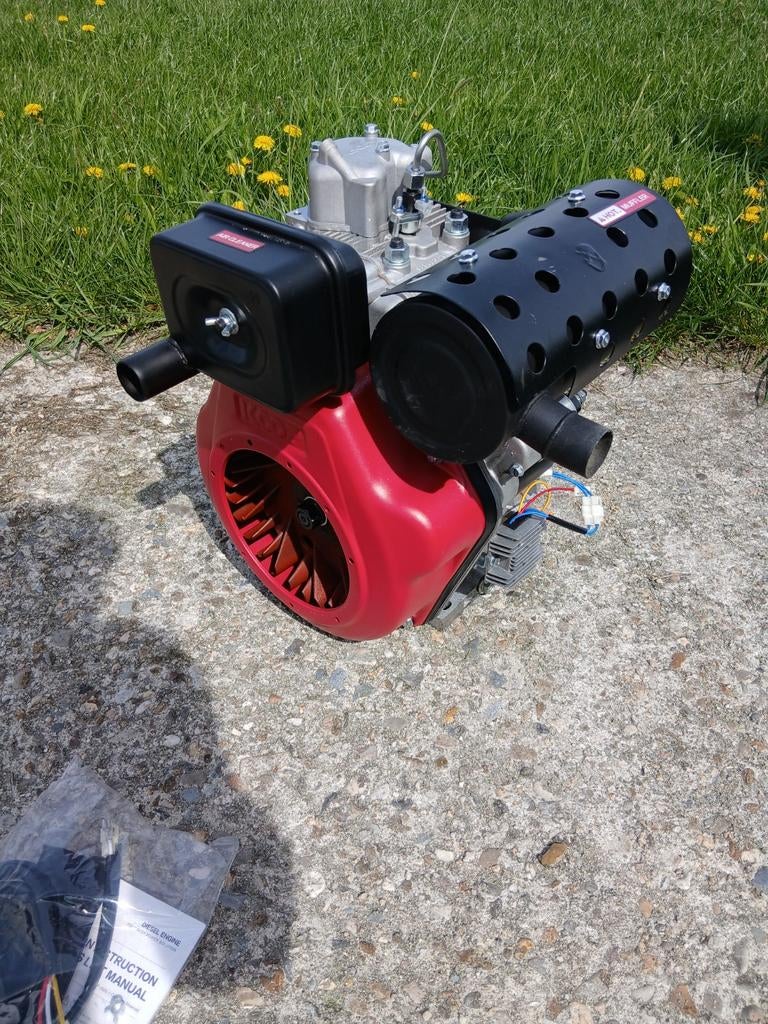 Coop dieselmotor. 1 cilinder met startmotor en dynamo, Doe-het-zelf en Verbouw, Motoren, Ophalen, Dieselmotor